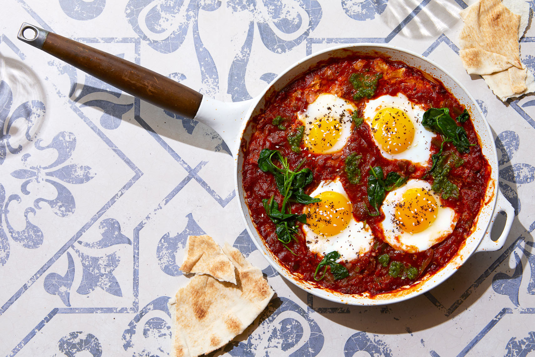 Marx-food-photography-eggs-breakfast-Shakshuka